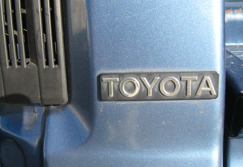 Illustration for article titled The Most Reliable Motor Vehicle I Know Of: 1988 Toyota Pickup